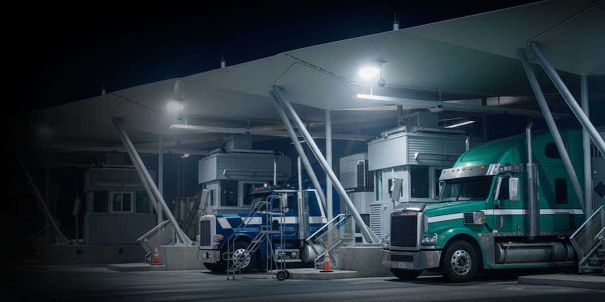 RJ Logistics dashboard showing live cross-border shipment tracking map