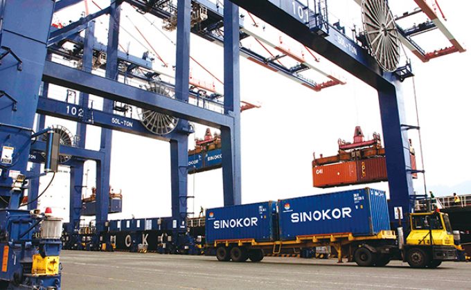 Graph showing profit growth of South Korean regional shipping carriers.